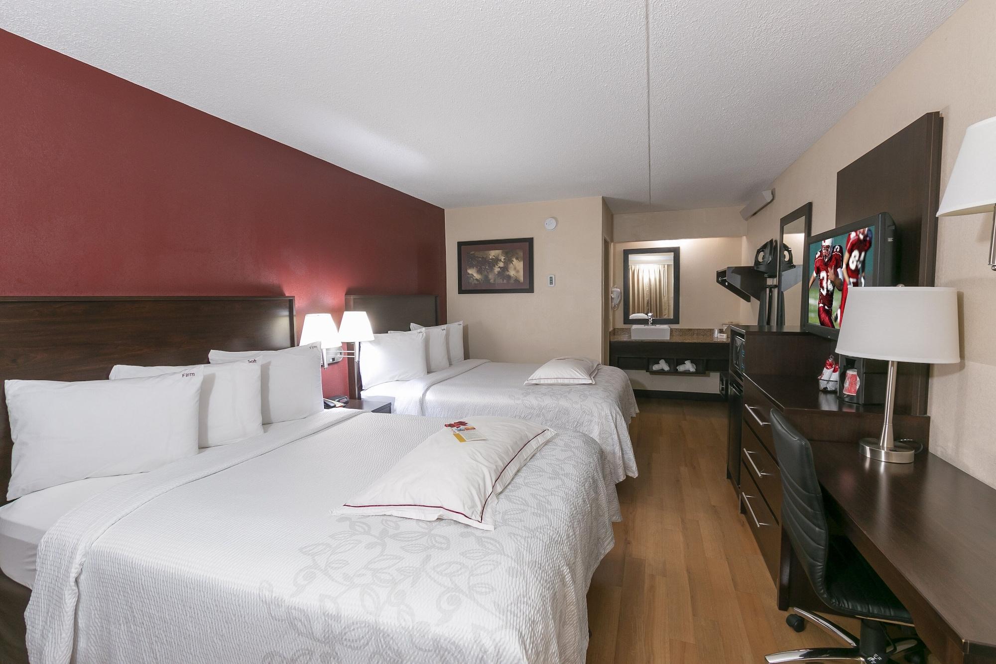 Red Roof Inn Plus+ Secaucus - Meadowlands Exterior foto