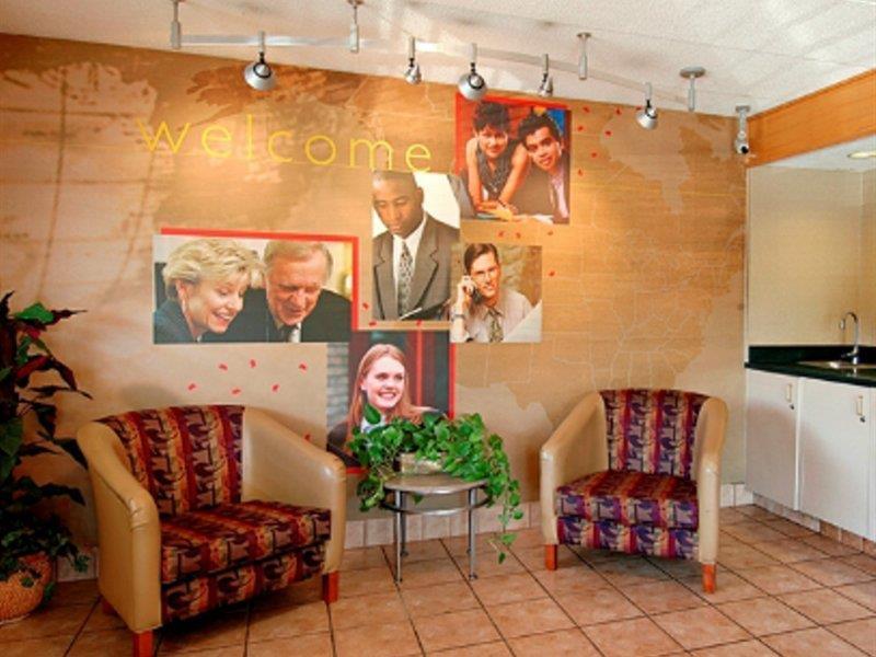 Red Roof Inn Plus+ Secaucus - Meadowlands Interior foto