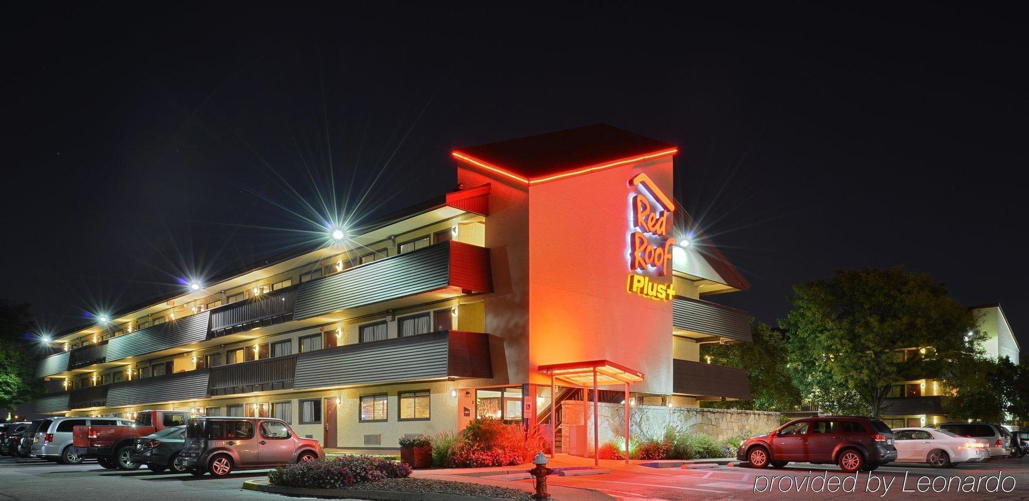 Red Roof Inn Plus+ Secaucus - Meadowlands Exterior foto