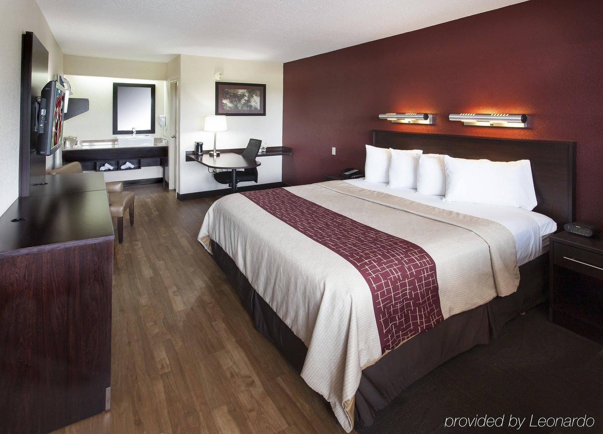 Red Roof Inn Plus+ Secaucus - Meadowlands Exterior foto