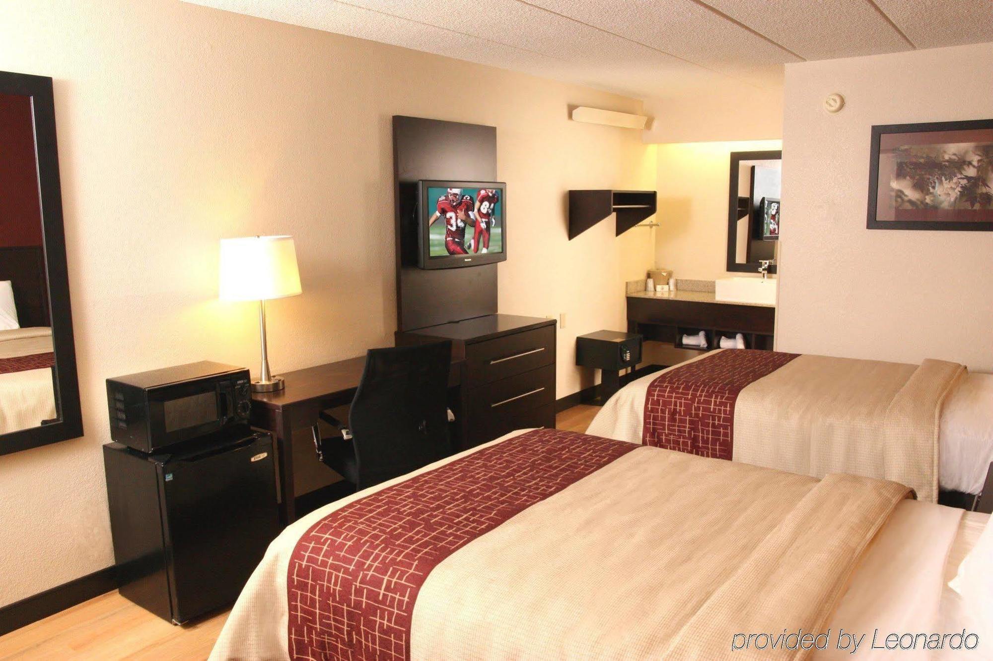Red Roof Inn Plus+ Secaucus - Meadowlands Exterior foto