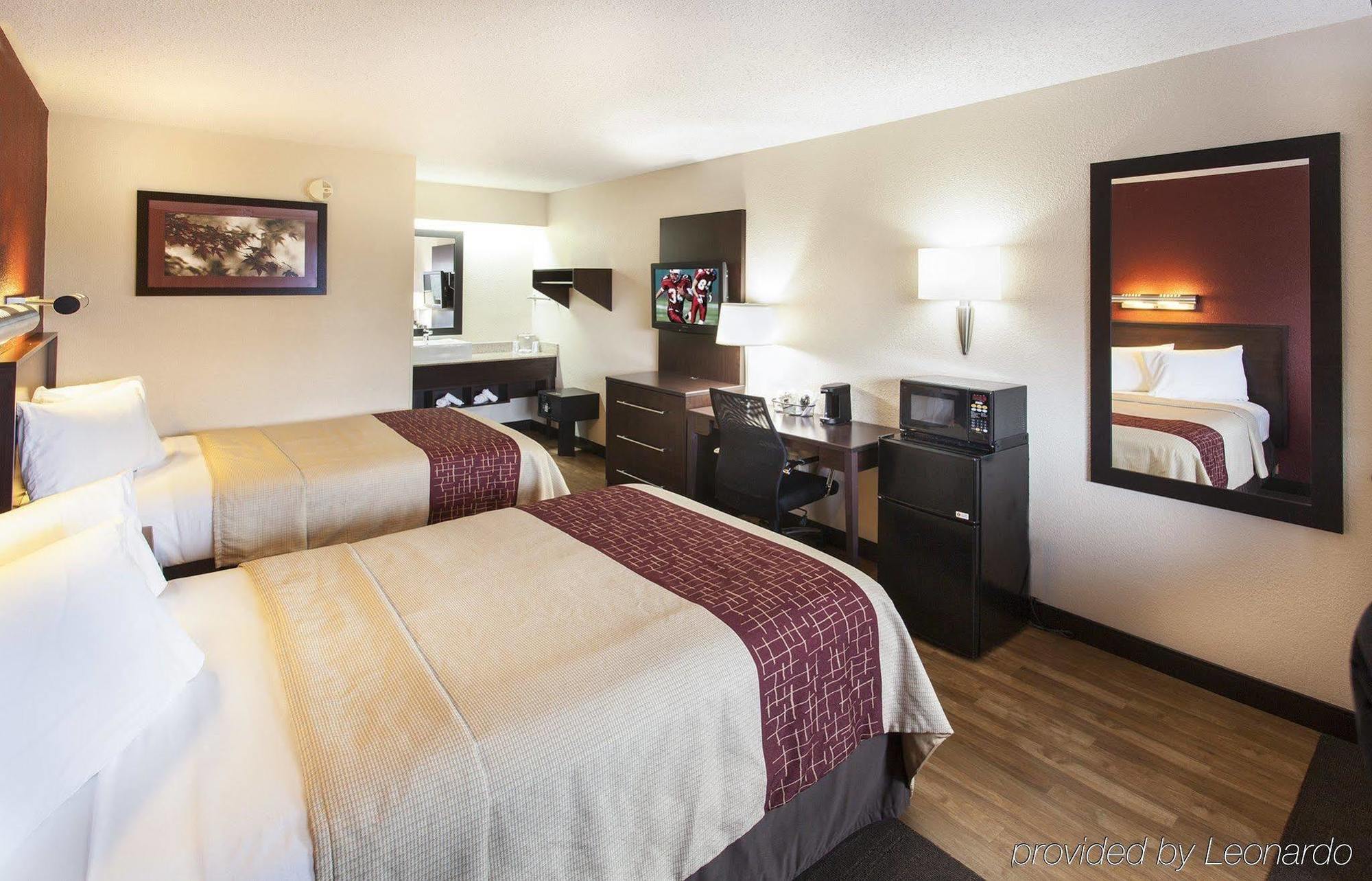 Red Roof Inn Plus+ Secaucus - Meadowlands Exterior foto